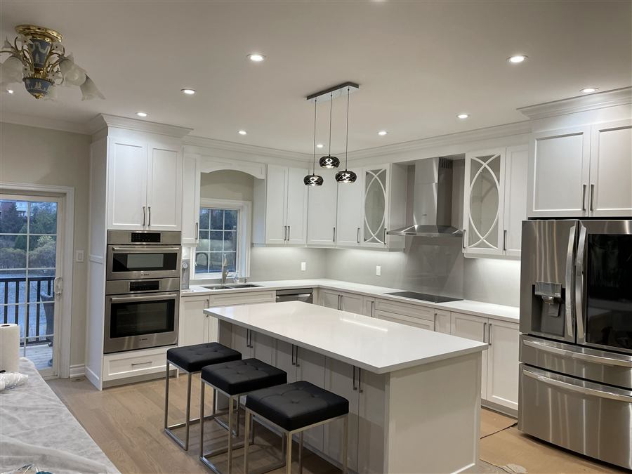 Bright Island Kitchen